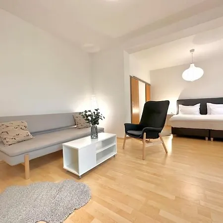 Apartment Studio B5 Caesar Self Check-in Brno